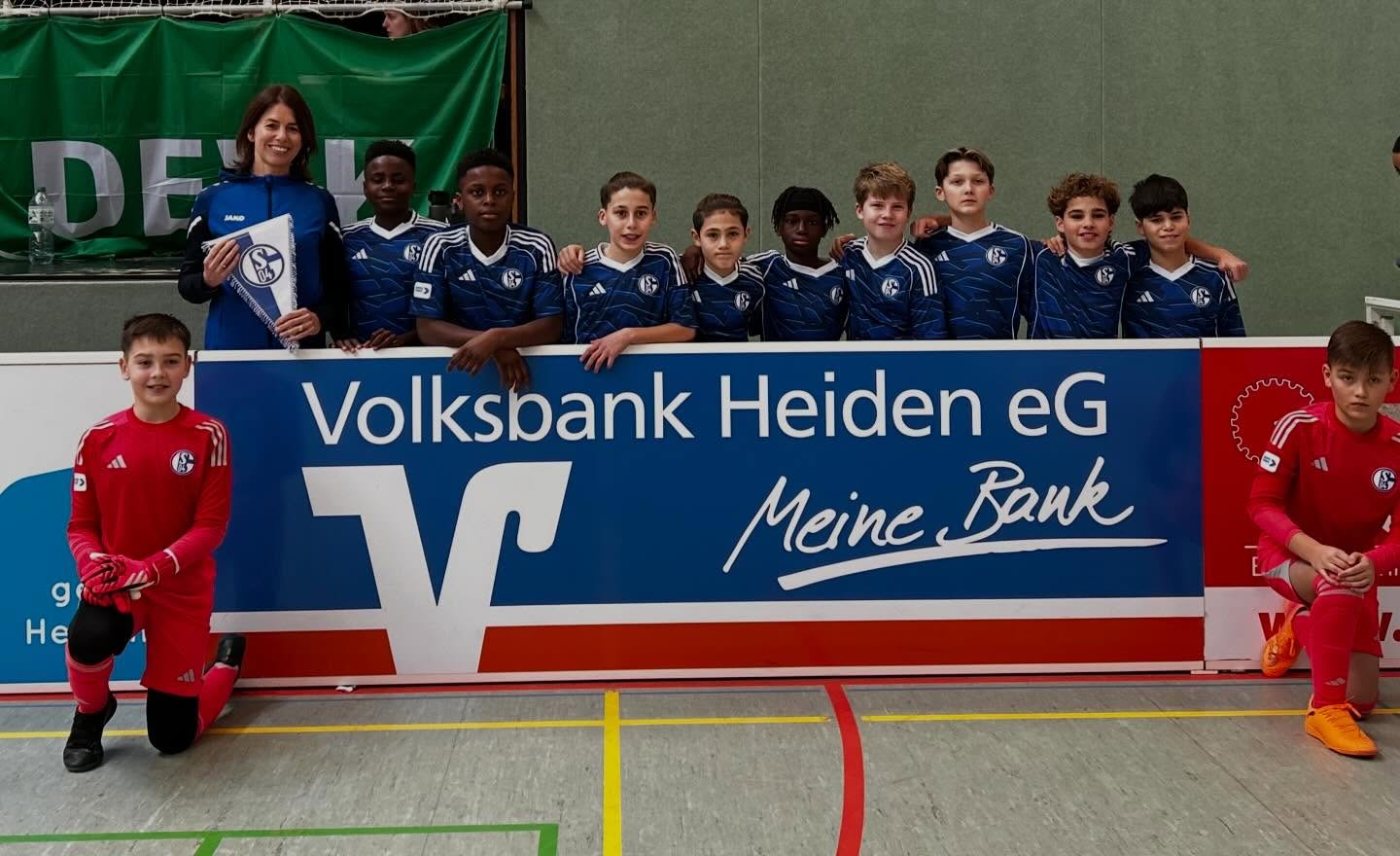 Ein riesen Dank geht noch an unsere weiteren Teamsponsoren: knappenschmiede - volksbank_heiden manutd - tobias.heming…