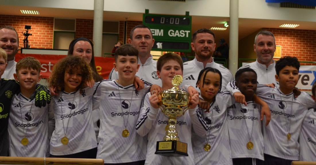 Manchester United gewinnt den Titel und ist Euro Cup Sieger 2026. Im Finale setzte sich das Team gegen einen stark…
